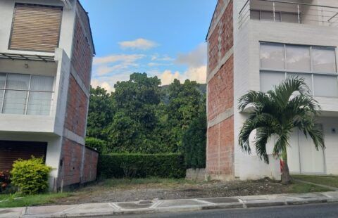 Venta de lote en conjunto cerrado sopetran