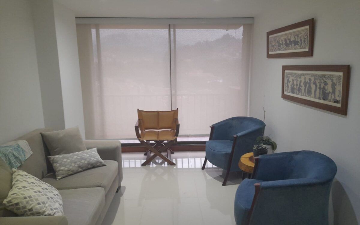 Apartamento en La Loma De Los Bernal