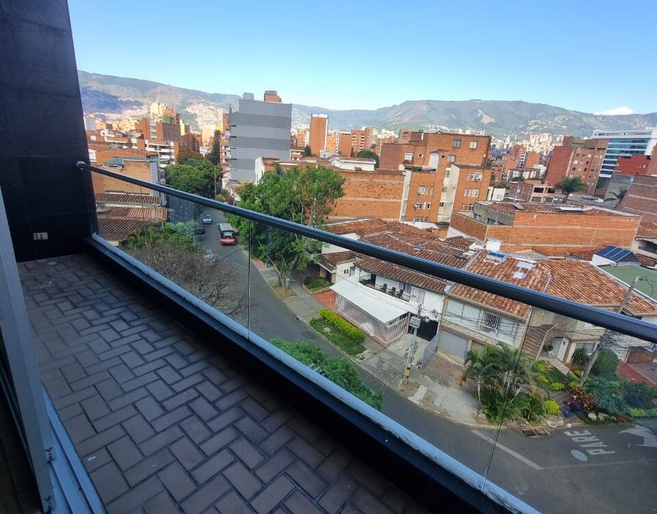 Apartamento en Venta Laureles